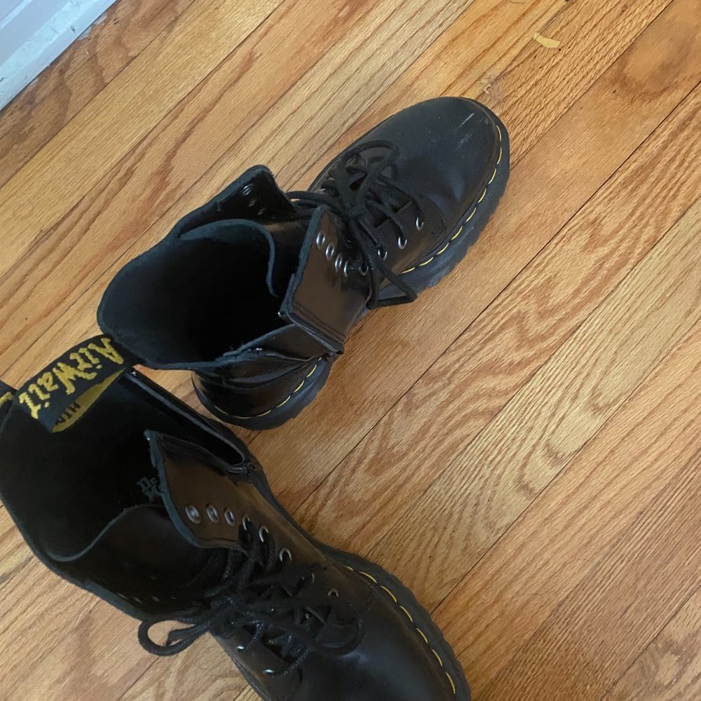 Doc Martens Jadon platform boots! - Picture 2 of 5
